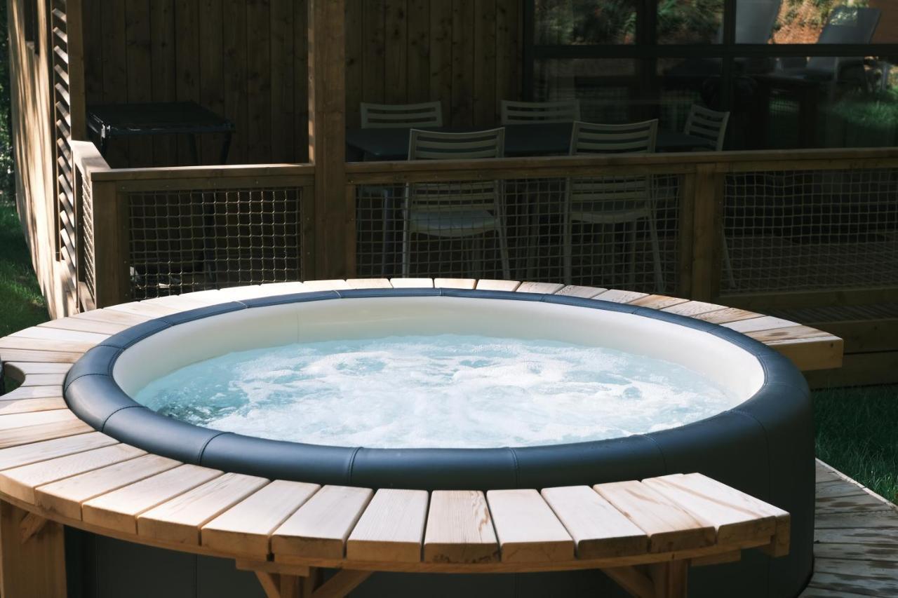 Lodge Avec Spa Privatif - Foret Et Lac Liginiac Exteriör bild