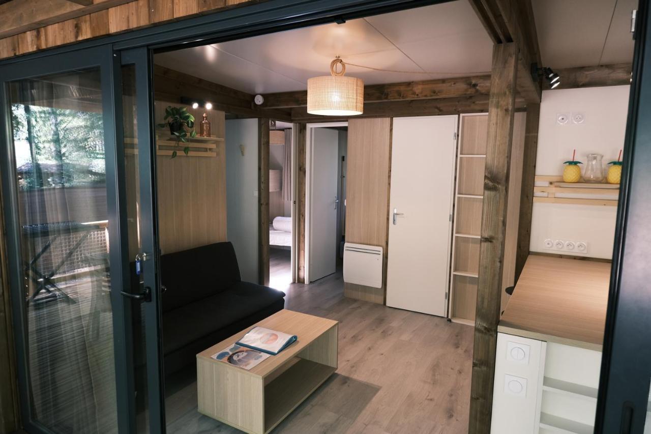 Lodge Avec Spa Privatif - Foret Et Lac Liginiac Exteriör bild