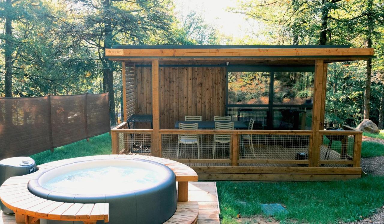 Lodge Avec Spa Privatif - Foret Et Lac Liginiac Exteriör bild