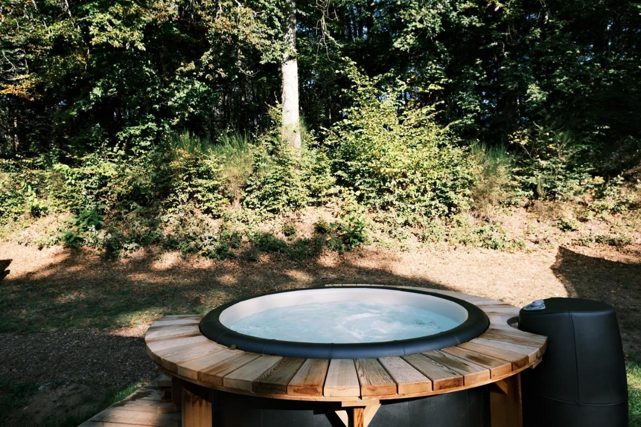 Lodge Avec Spa Privatif - Foret Et Lac Liginiac Exteriör bild