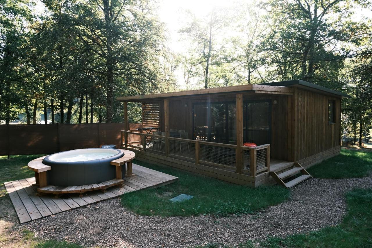Lodge Avec Spa Privatif - Foret Et Lac Liginiac Exteriör bild